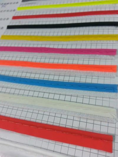 GZ-YUGG 反光邊條 側面照